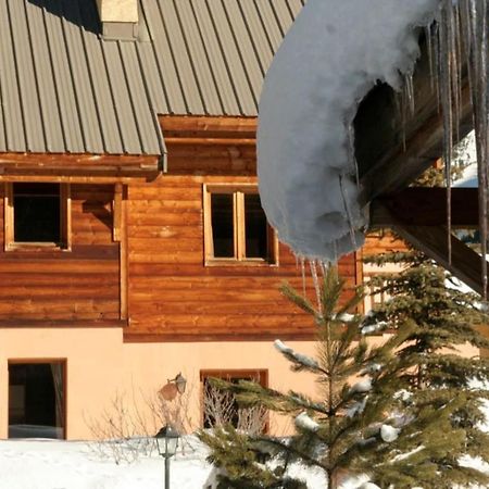 Le Leyrier Hameau des Chazals Nevache Hautes Alpes Exterior foto